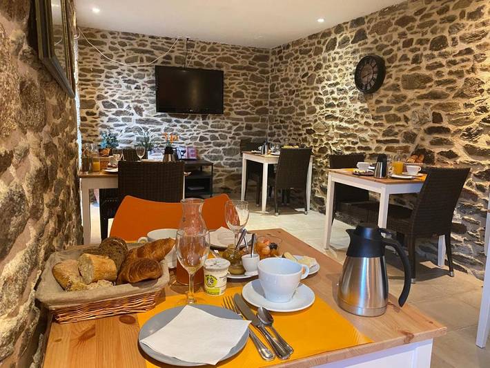 Chambre d’hôte pour 5 personnes, avec jardin ainsi que piscine et jacuzzi en Cotes-d'Armor - 2