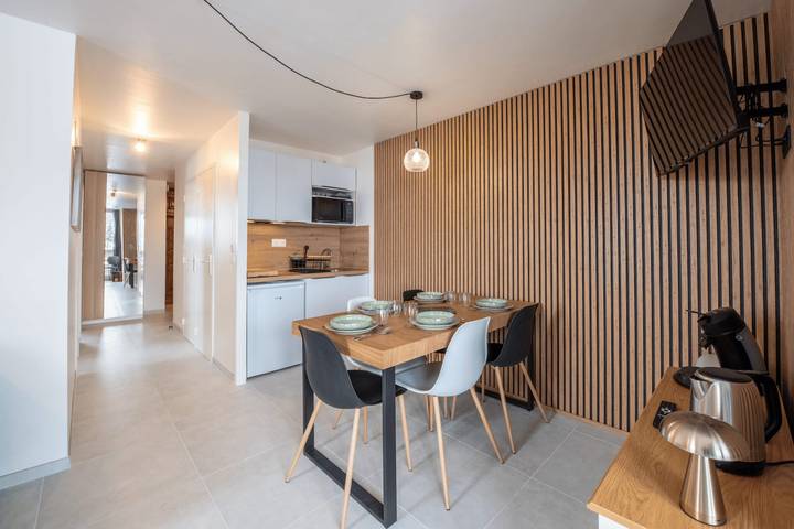 Apartamento entero, Bright apartment for 7 people in Les Deux Alpes in Mont-de-Lans, Les Deux Alpes