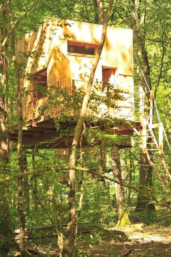Gîte pour 4 personnes, avec Balcon et Terrasse ainsi que Jardin et Vue dans Mont-sous-Vaudrey
