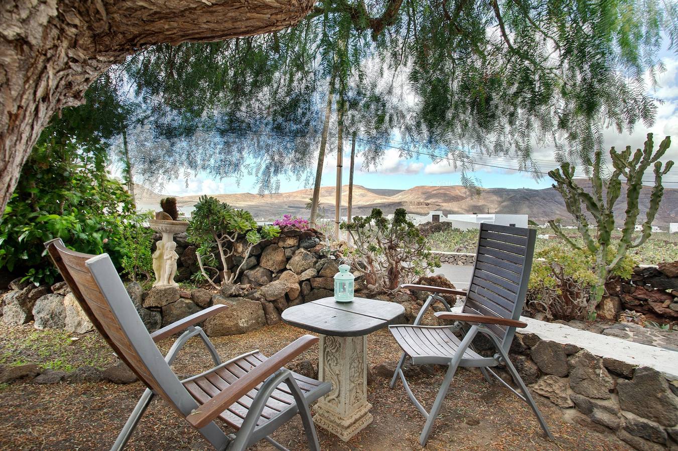 Ferienhaus Casa Consultorio mit Bergblick, Pool, Wlan und Terrasse in Guatiza, Teguise