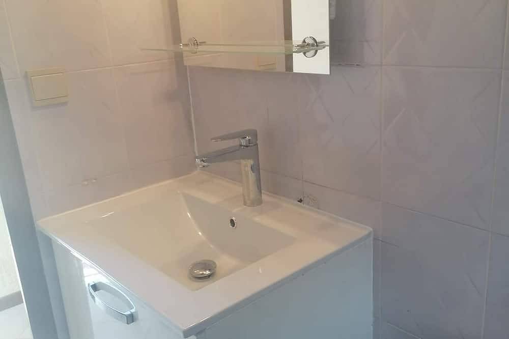 Ganze Wohnung, Studio à 15 min de la mer 30min de l Espagne Calme et Privée Avec Piscine in Perpignan, Perpignan und Umgebung