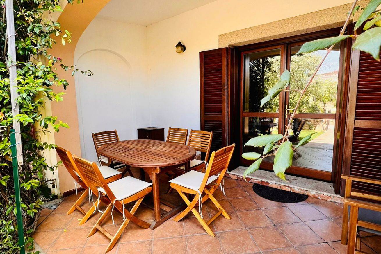Ganze Wohnung, Ferienwohnung für 5 Personen mit Balkon in San Teodoro, Olbia-Tempio