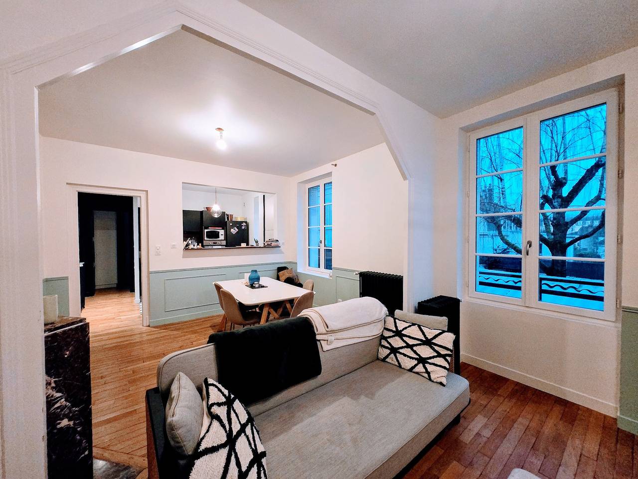 Ganze Wohnung, 2-Zimmer-Wohnung mit Terrasse und Parkplatz im Zentrum von Auxerre in Auxerre, Auxerre und Umgebung