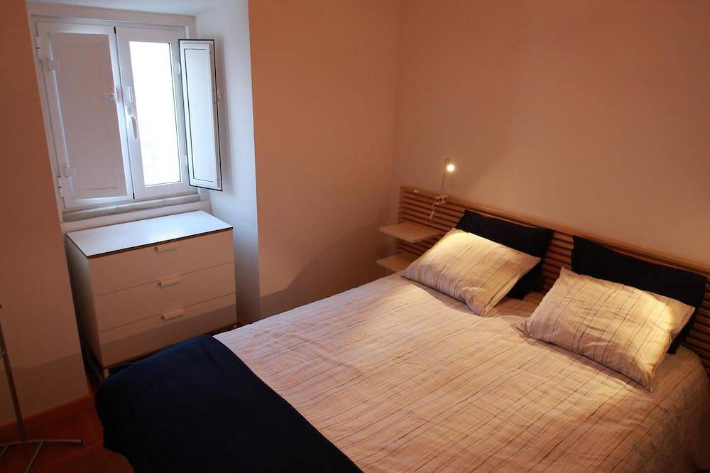 Casa Milvus - Entre la playa y el campo. in São Pedro da Cadeira, Distrito de Lisboa