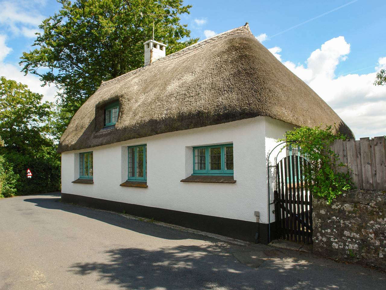 Log Cabin for 6 People in Ilsington, Devon