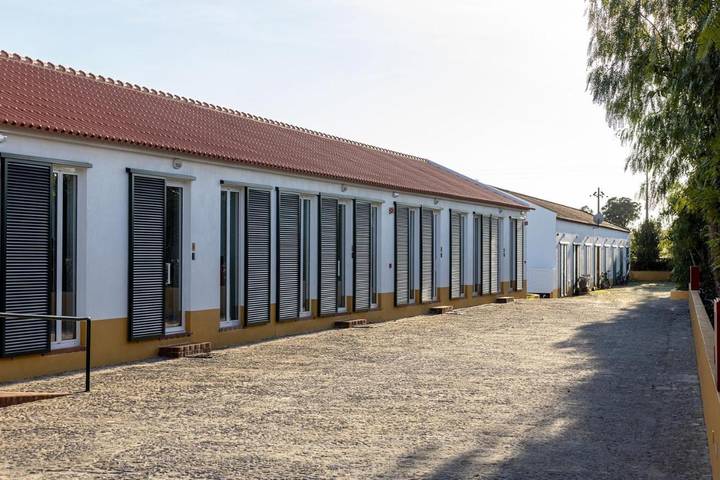 Villa pour 4 personnes, avec piscine et jardin ainsi que bassin pour enfant et vue, animaux acceptés à Évora - 2