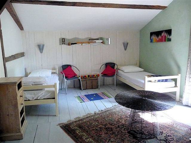 Gîte pour 6 personnes, avec terrasse et jardin, animaux acceptés à Vielle-Saint-Girons - 4