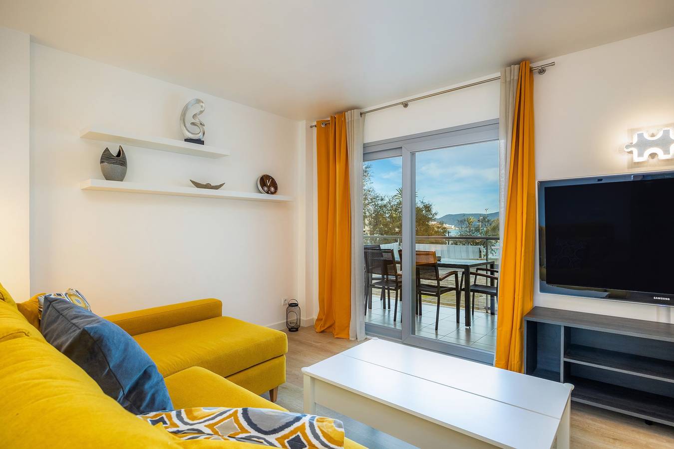 Entire apartment, Apartment 'Apartamento Olga' with Sea View, Wi-Fi and Air Conditioning in Cala Millor, Sant Llorenç des Cardassar