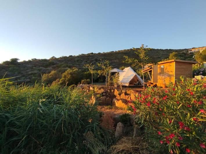 Tente pour 2 personnes, avec vue ainsi que jardin et terrasse en Corse-du-Sud - 2