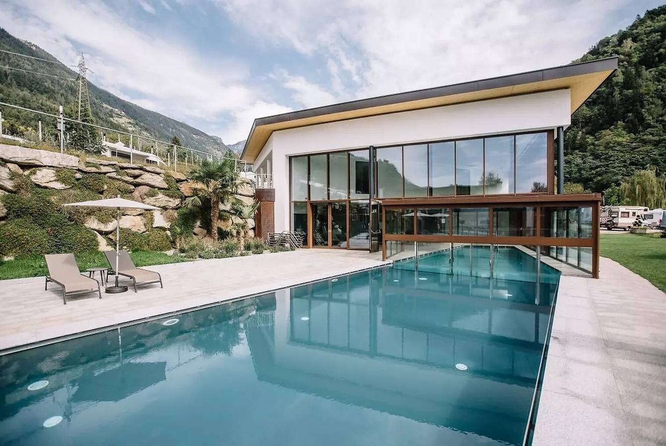 Appartamento vacanze 'Camping Passeier Glamping Aurum' con vista montagna, piscina comune e Wi-Fi in Saltusio, San Martino in Passiria