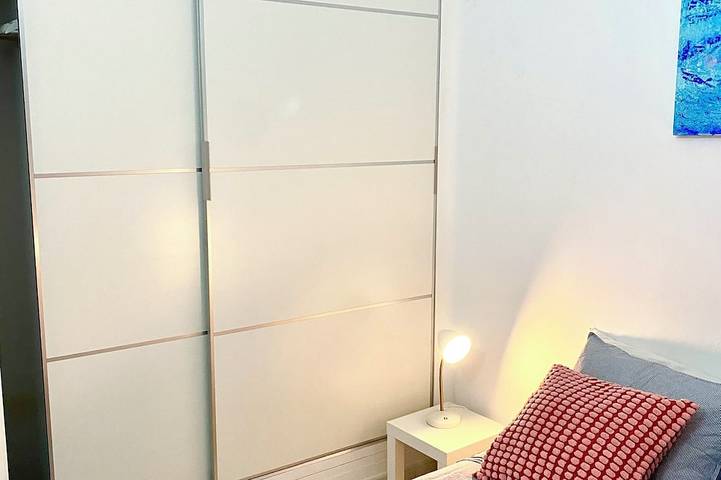 Ganze Wohnung, 1 Bedroom apartment, sea views, old town, 30m from the boardwalk. in Puerto del Carmen, Tías