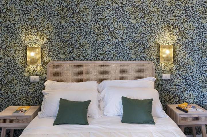 Hotel per 2 persone, con giardino e piscina - 1