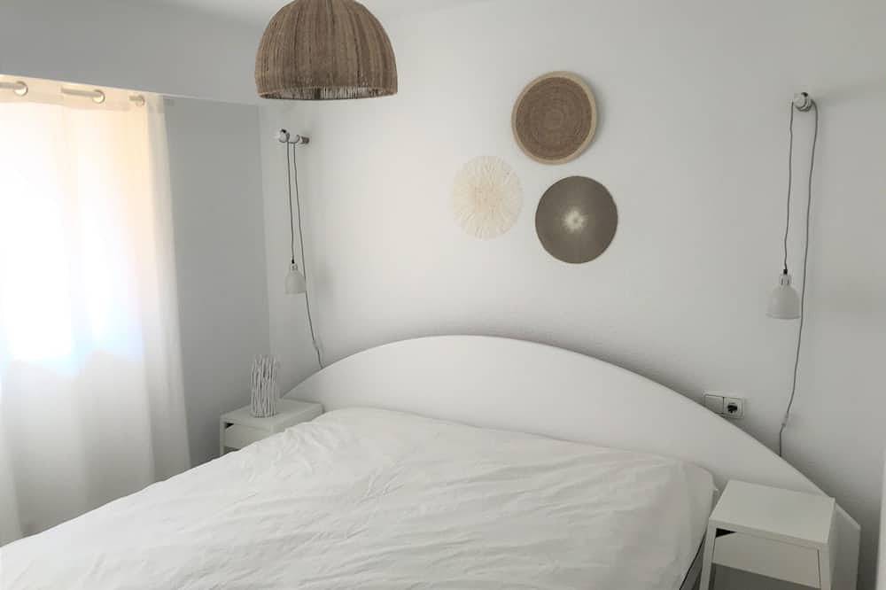 Ganze Wohnung, Luxusapartments in Hafennähe zu vermieten; Boulevard, Sandstrand in El Campello, Costa Blanca