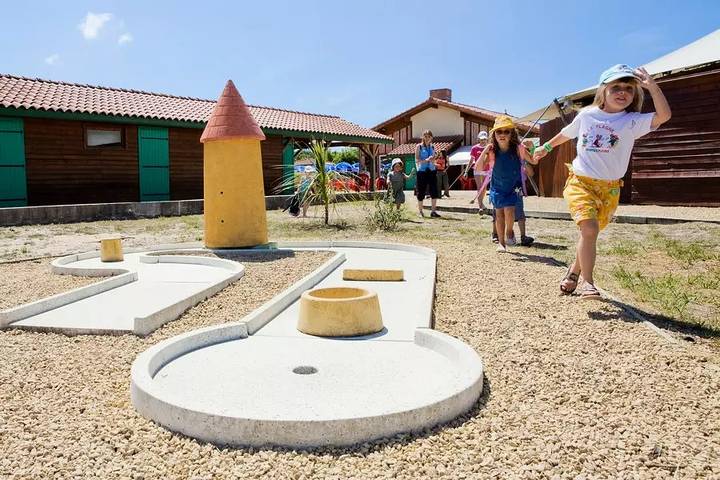 Wohnwagen für 4 Personen, mit Pool und Terrasse sowie Sauna in Lit-et-Mixe - 3