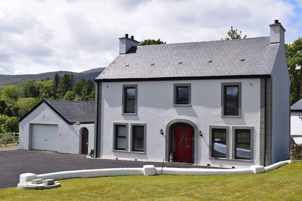 Beautifully renovated 4 Bed Detached House in Inishowen, County Donegal