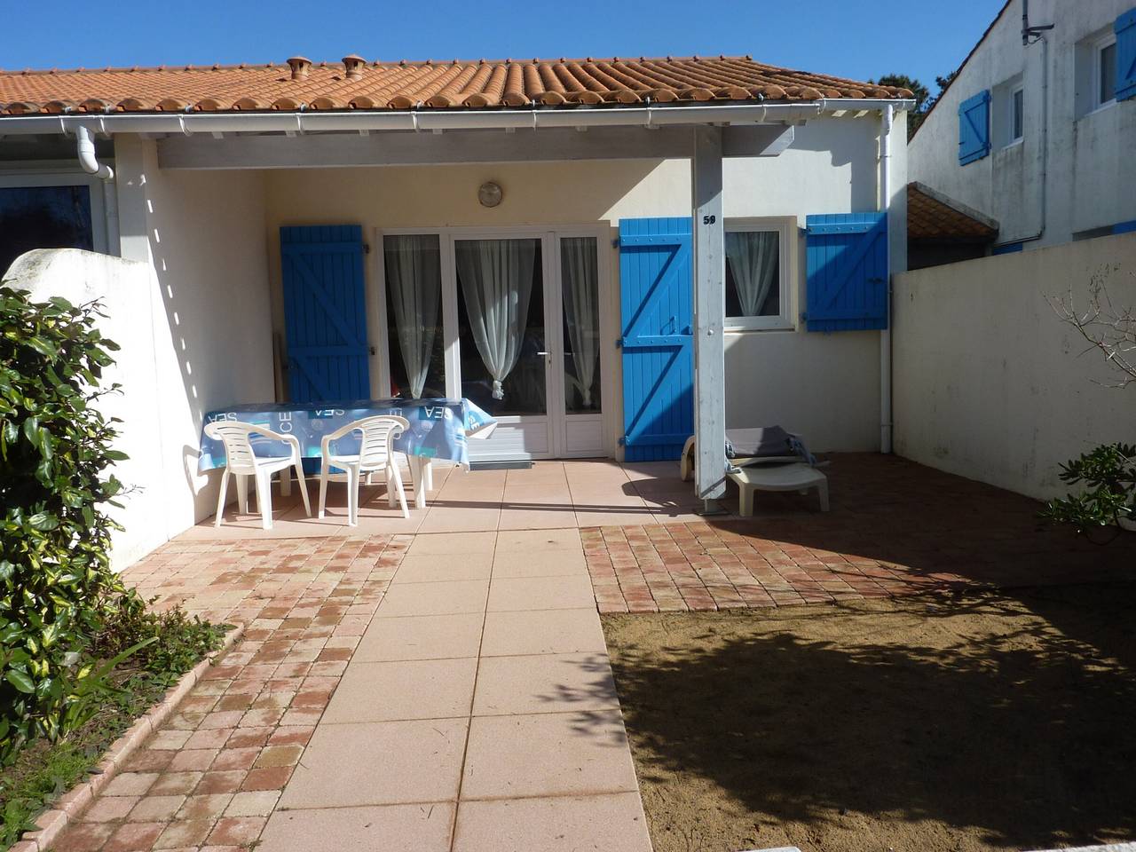 Maisonnette à 600m de la mer avec piscine et parking privé in Bretignolles-sur-Mer, Vallée de la Loire