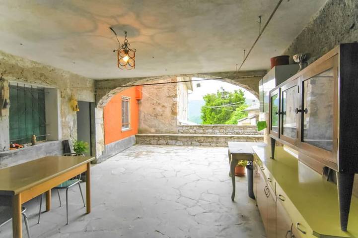 Appartamento intero, Splendido appartamento con 1 camera da letto a. in Varese Ligure, Provincia di La Spezia