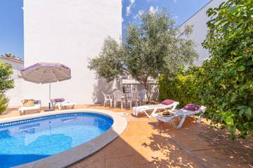 Villa voor 6 Personen in Castelló d'Empúries, Costa Brava, Afbeelding 4