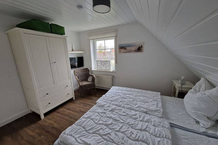 Ferienhaus für 6 Personen, mit Garten und Sauna sowie Terrasse in Dornum - 2