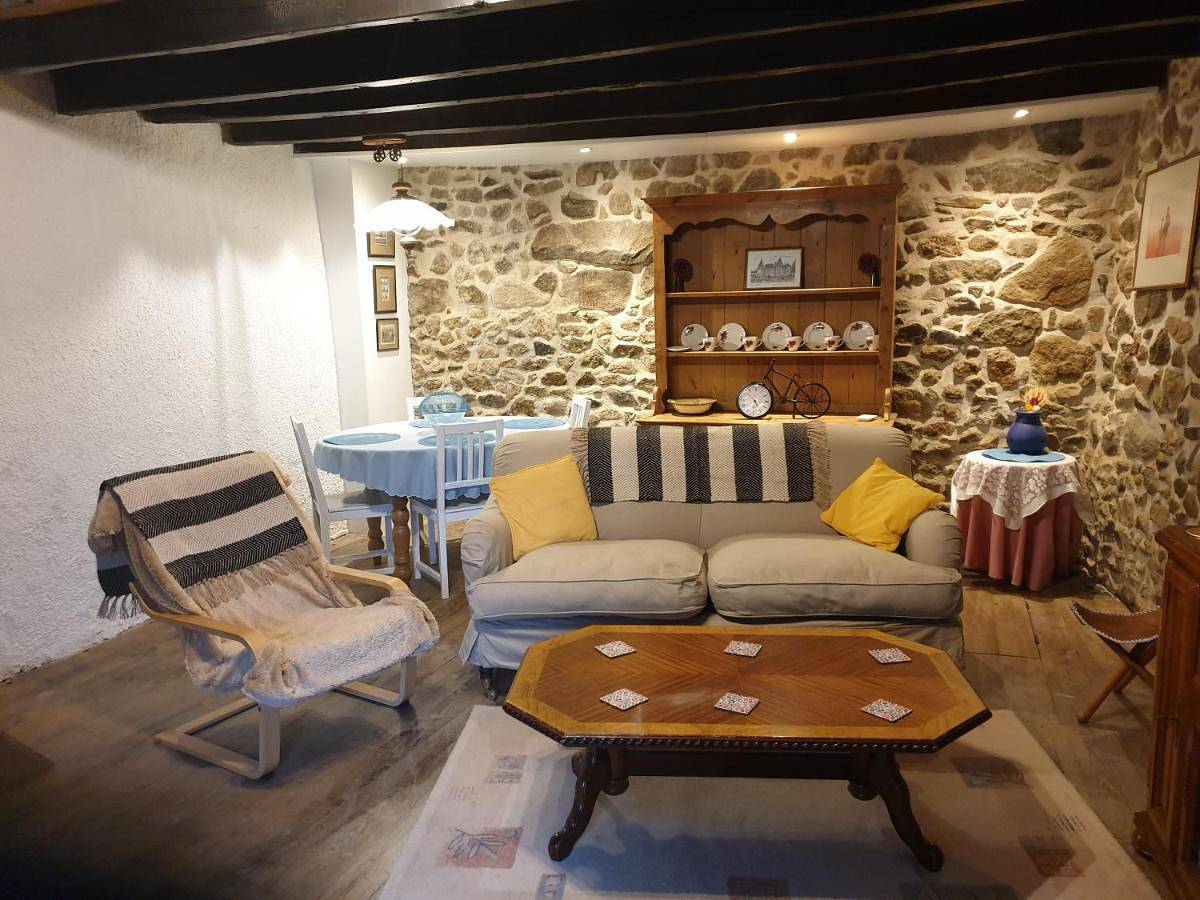 Bay Cottage Gite, Busserolles. in Busserolles, Parc naturel régional Périgord-Limousin