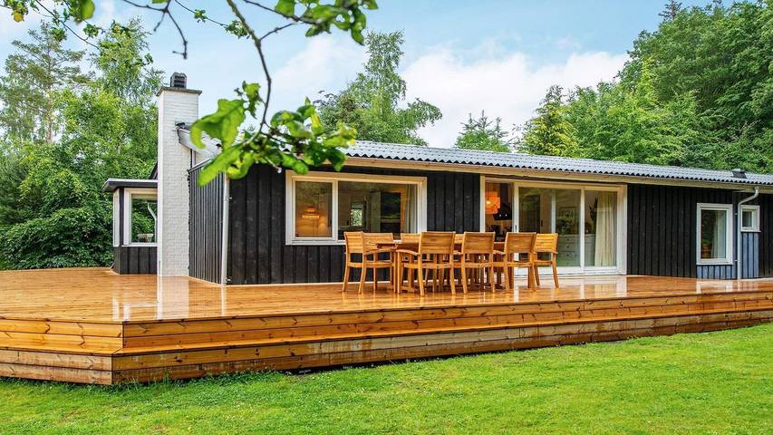 Ferienhaus für 10 Personen, mit Terrasse in Ry