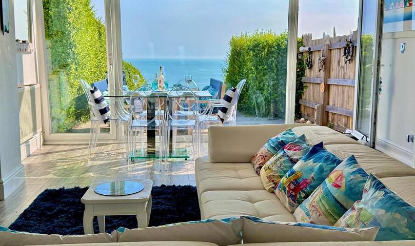 Holiday rental for 8 people, with terrace and garden in Brighton Marina