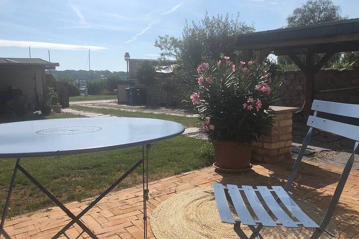 Ferienwohnung für 2 Personen, mit Terrasse und Garten