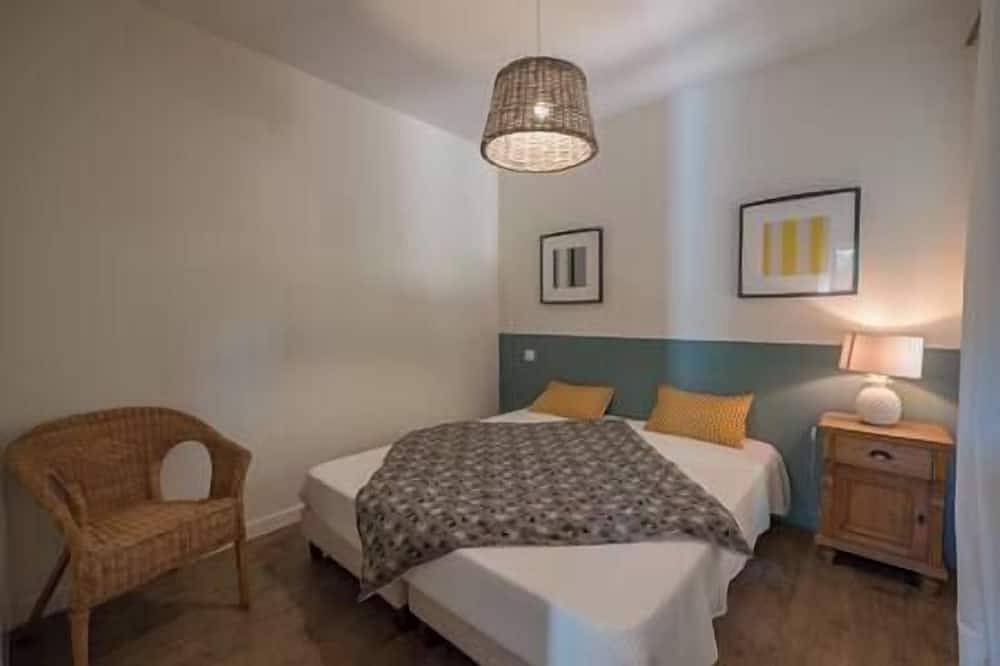 Villa Les Violettes a stone's throw from the beach in Pyla-sur-Mer, La Teste-de-Buch