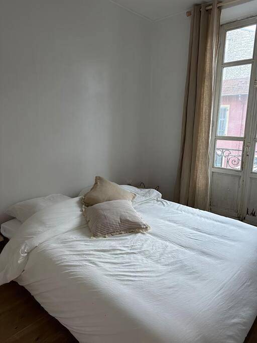 Gîte pour 4 personnes, avec terrasse dans Gare De Nice Riquier - 2