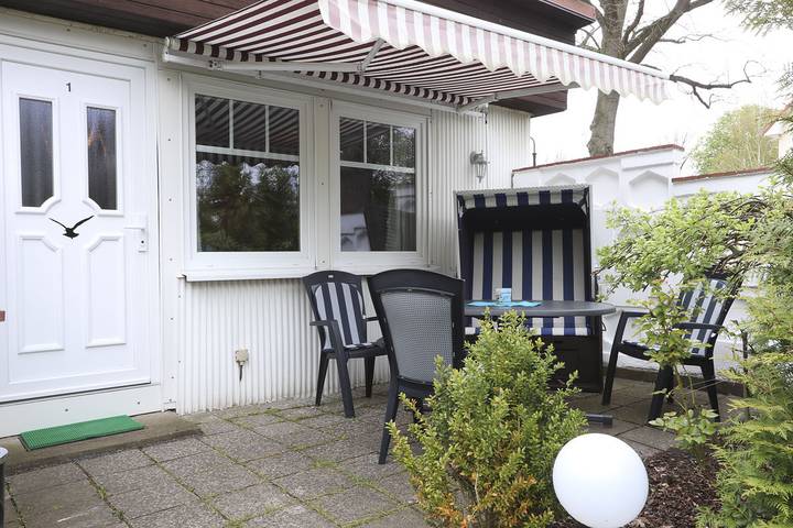 Bungalow für 3 Personen, mit Terrasse und Garten