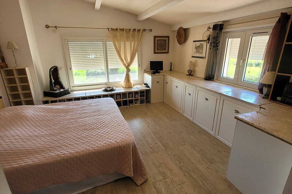 Meerblick, 70 m vom Strand entfernt, schönes Haus von 180m2, mit großem Garten in Poggio-Mezzana, Corte und Umgebung