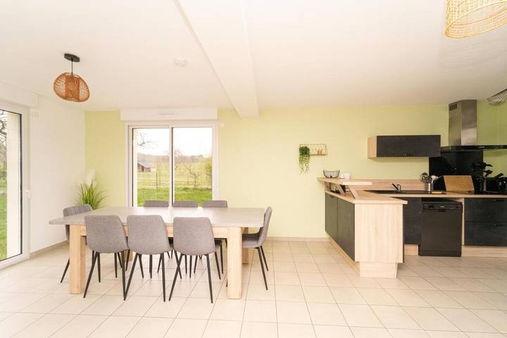 Location de vacances pour 10 personnes, avec jardin à Civray-de-Touraine - 3