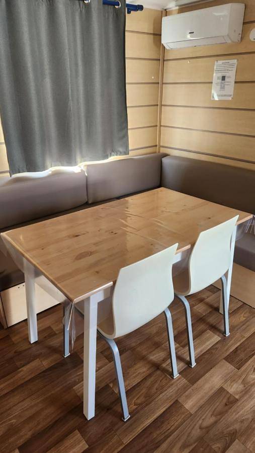 Gîte pour 6 personnes, avec piscine ainsi que bassin pour enfant et terrasse à Vic-la-Gardiole - 4