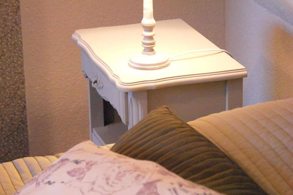 Entire apartment, New In the heart of the city center of Obernai in Alsace, charming and cozy duplex in Obernai, Sélestat-Erstein region