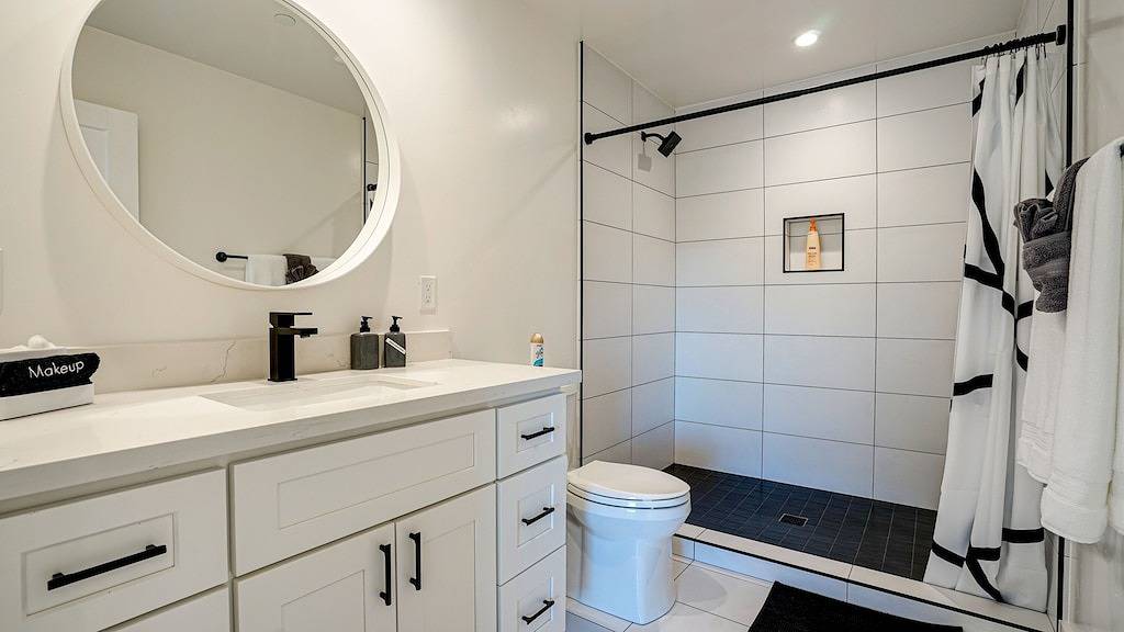 Beautiful modern home near Sonoma, Calistoga & wineries in Santa Rosa, California North Coast