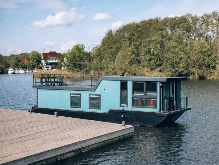 Hausboot für 6 Personen, mit Terrasse und Sauna in Berlin