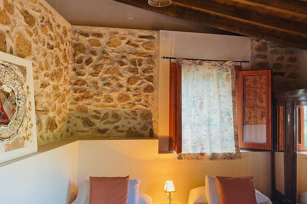 La casa de Cadia I in El Real de San Vicente, Provincia de Toledo