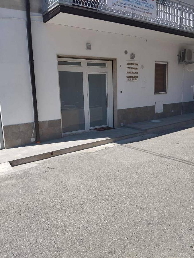 Location de vacances pour 3 personnes, avec Terrasse ainsi que Jardin et Vue à Rocca Imperiale - 4