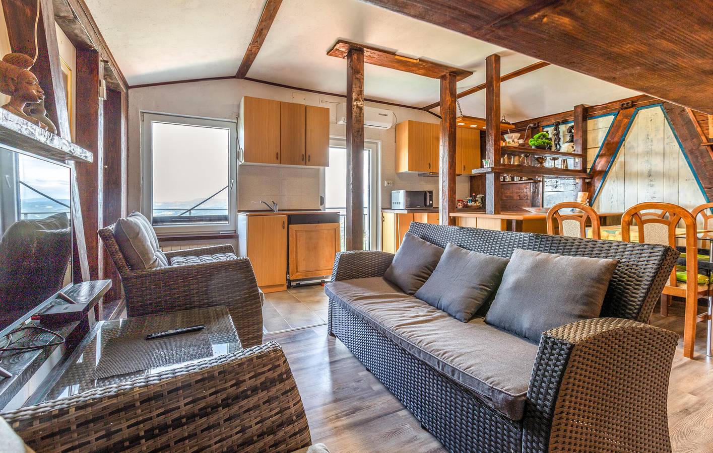 Ganze Ferienwohnung, Ferienwohnung für 4 Personen mit Terrasse in Koper, Slowenische Riviera