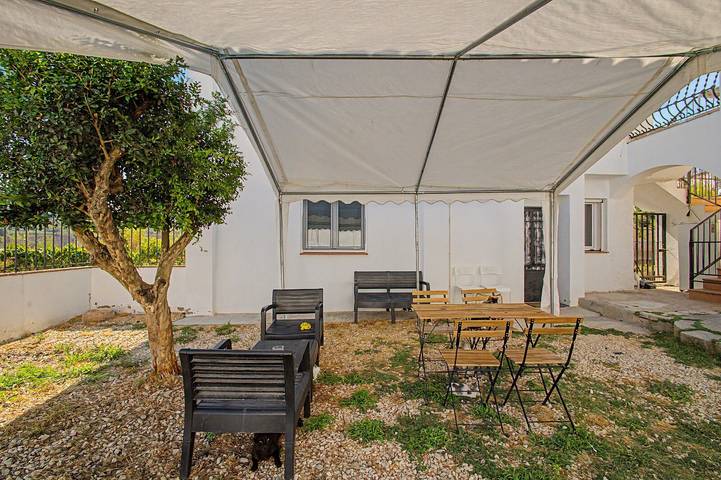 Maison rurale « Maset De La Salut » avec vue montagne, Wi-Fi et climatisation in Piera, Barcelone l'intérieur des terres