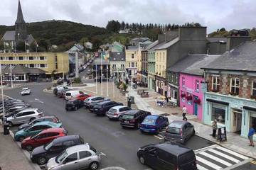 Gîte pour 4 personnes, avec terrasse à Clifden