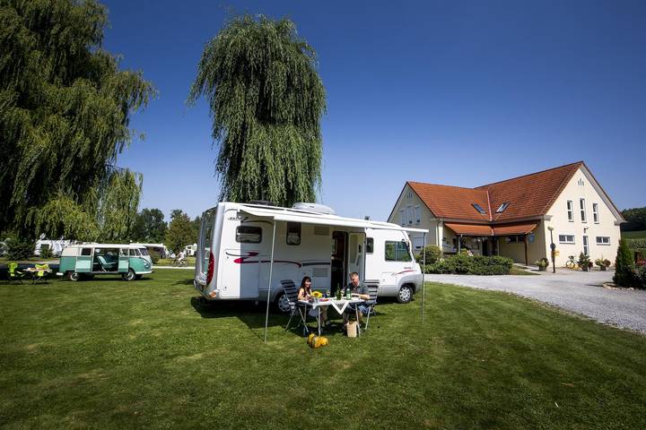 Ferienhaus für 6 Personen, mit Terrasse und Garten in Bad Waltersdorf