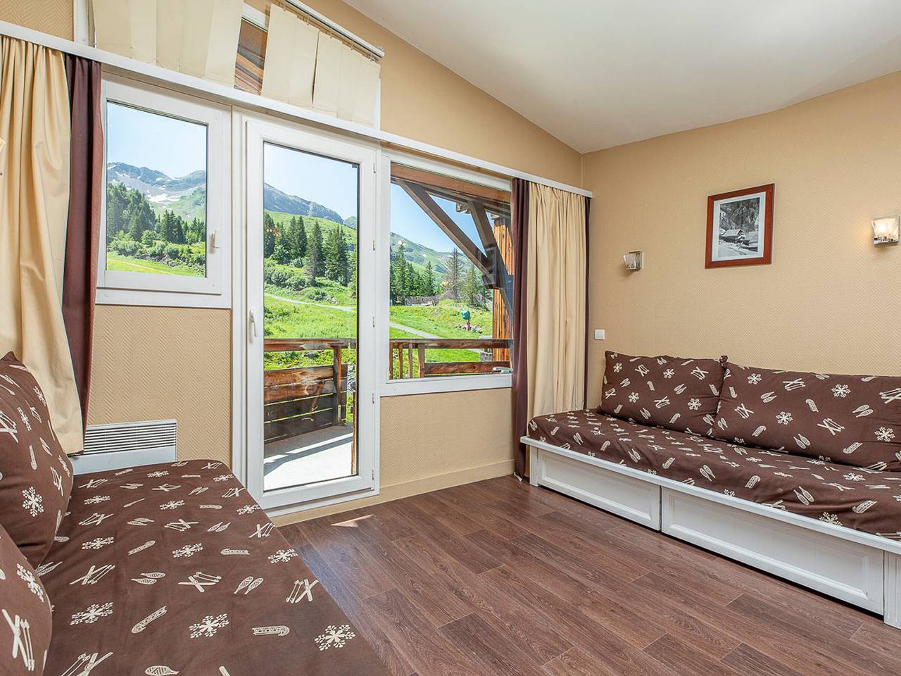 Appartement entier, Appartement ski aux pieds pour 6 à Avoriaz avec balcon et Wifi in Morzine, Les Portes du Soleil