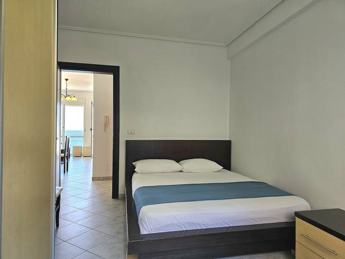 Ganze Wohnung, Ferienwohnung für 6 Personen mit Balkon in Sarandë, Vlorë