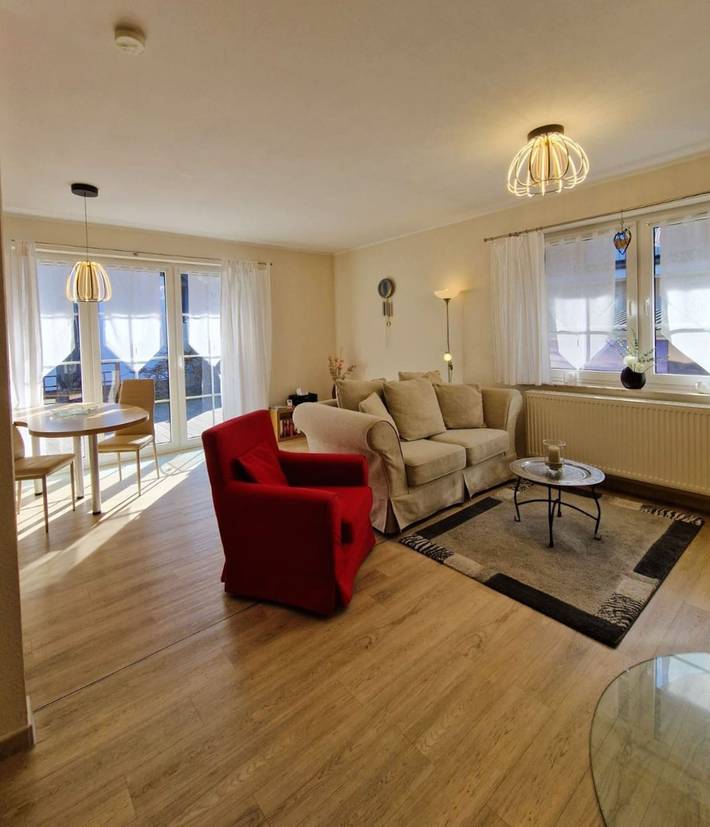 Bungalow für 2 Personen, mit Terrasse und Garten in Zingst - 4