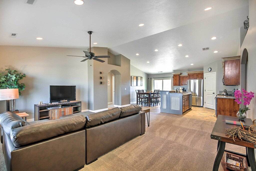 Gemütliches La Verkin Home - 20 Meilen zum Zion National Park! in La Verkin, Zion Nationalpark