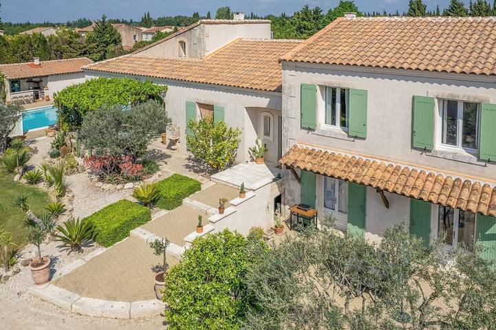 Villa pour 12 personnes, avec jardin