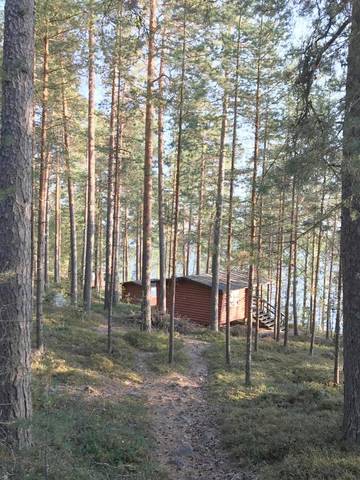 Cottage pour 2 personnes, avec terrasse et vue ainsi que sauna et vue sur le lac en Finlande