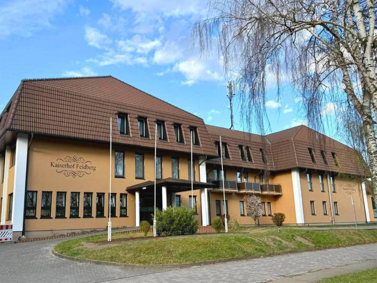 Ganze Wohnung, Rollstuhlgerechtes Zimmer im Kaiserhof Feldberg in Feldberger Seenlandschaft, Mecklenburg-Strelitz