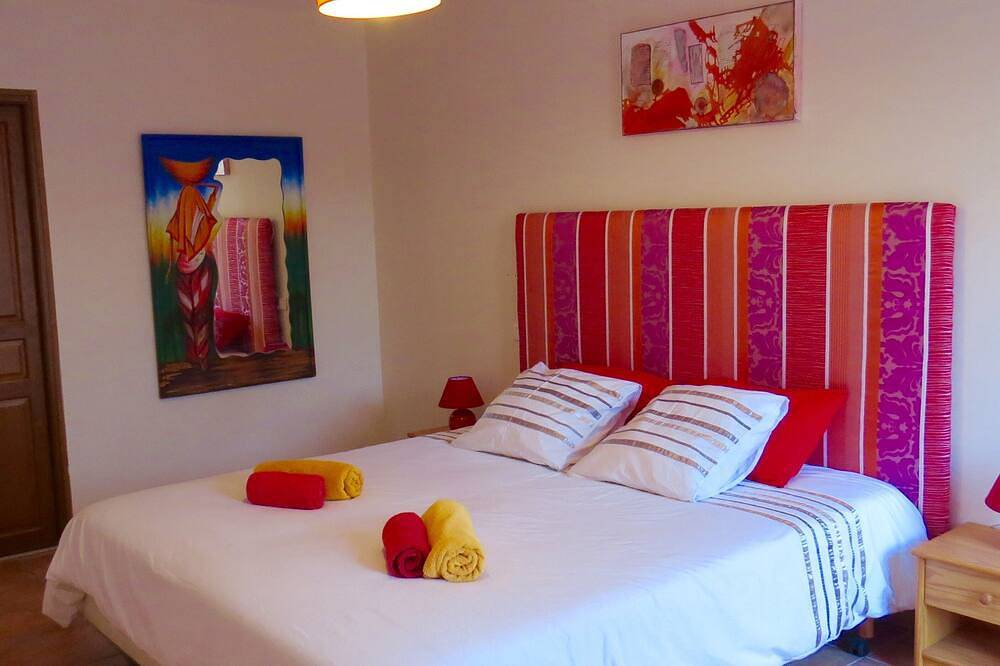 Charmant huisje in het hart van de Périgord Noir met zwembad in Urval, Périgord Pourpre